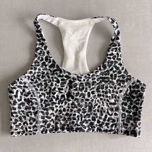 OUTDOOR VOICES | Doing Things Sports Bra | Size Small